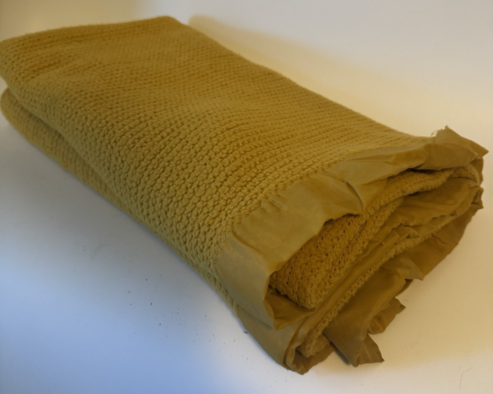 Vintage Satin Trim Blanket Harvest Gold Yellow 1970s Throw Waffle Weave 57"x87"